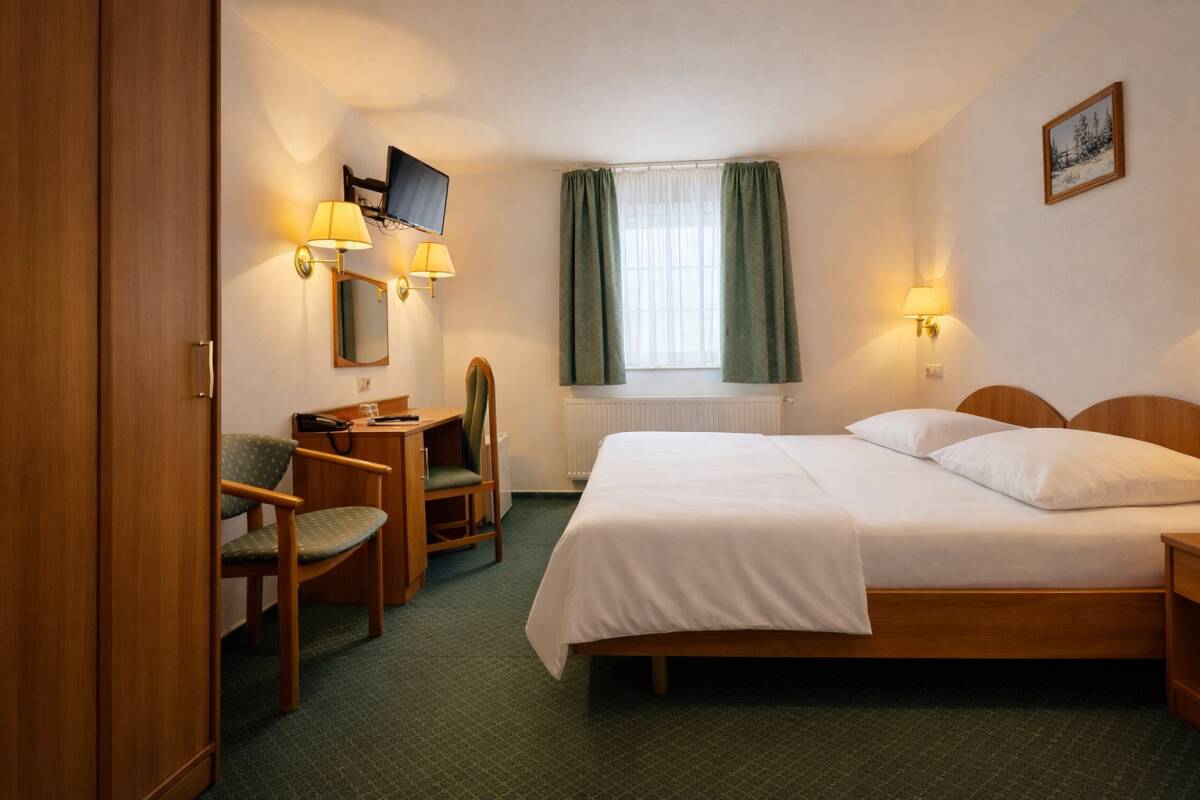 Vybavení pokoje Economy hotel Špindlerova Bouda