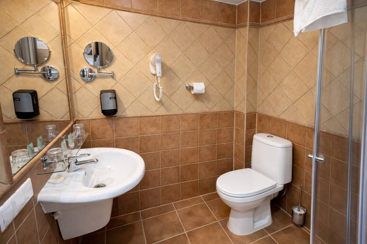 Koupelna pokoje Standard hotel Špindlerova Bouda